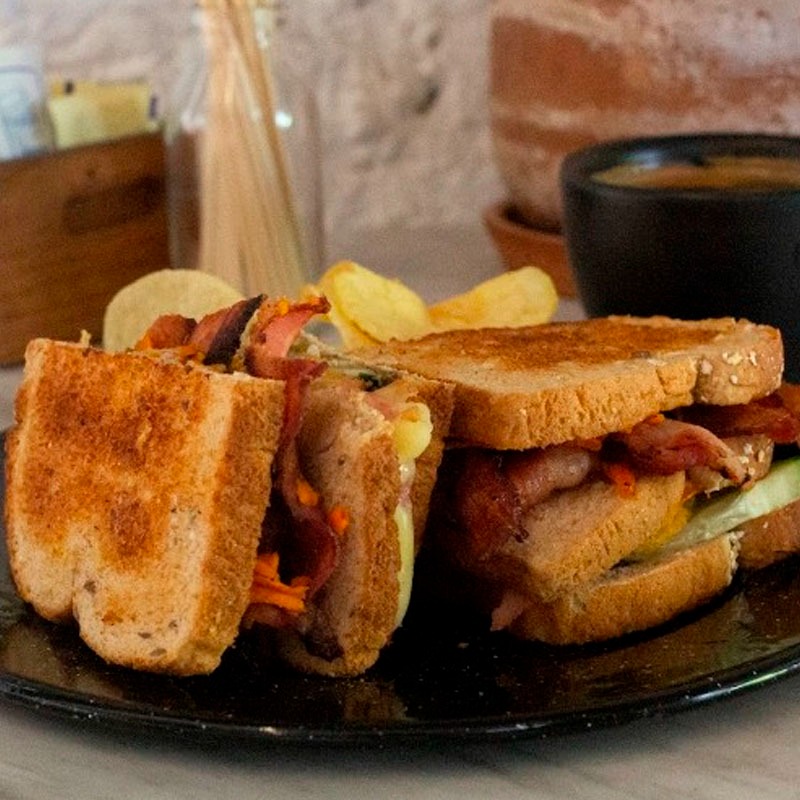 Vlüm Café Central - Image 3